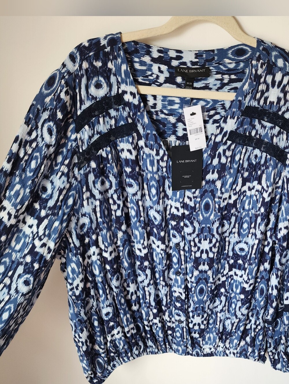 Plus Size Top - Picture 2 of 16